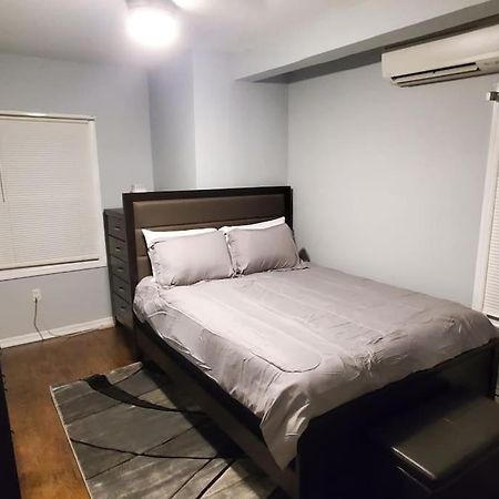 Quiet 3 Bedroom Apartment In Private Home New York Bagian luar foto