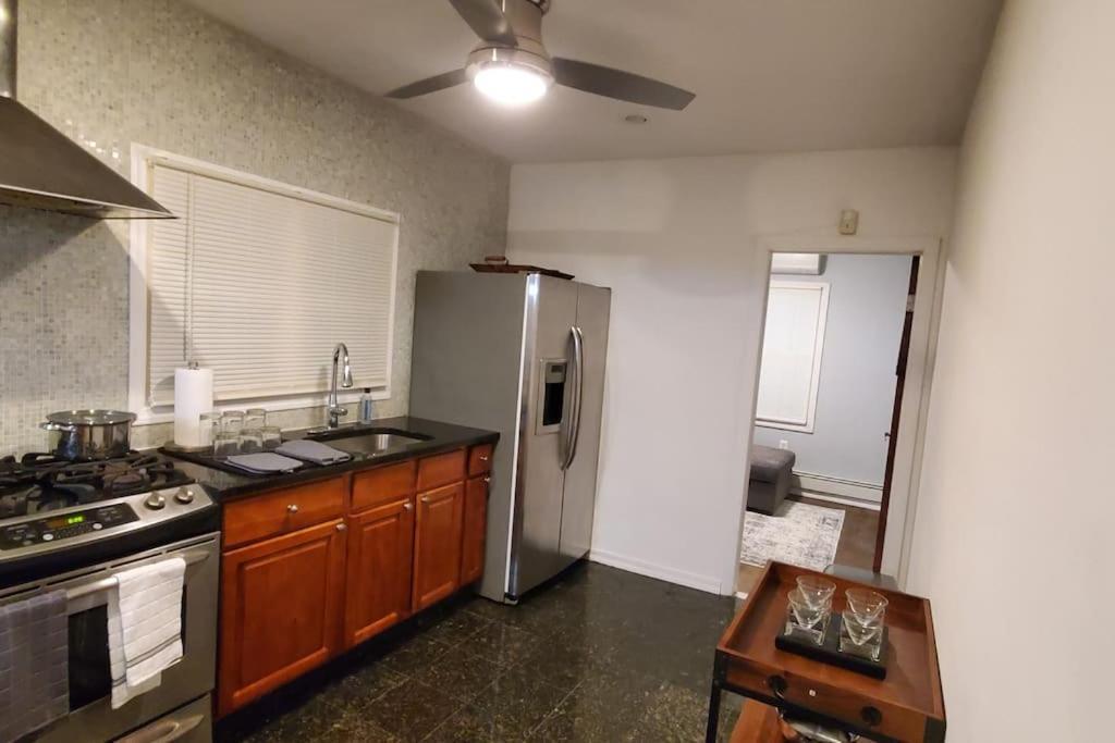 Quiet 3 Bedroom Apartment In Private Home New York Bagian luar foto