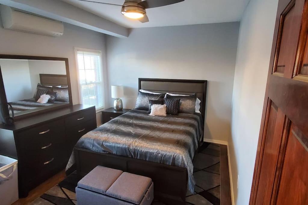 Quiet 3 Bedroom Apartment In Private Home New York Bagian luar foto